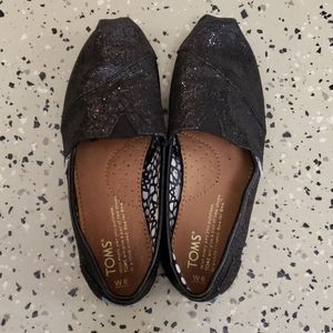 Glittery Toms
